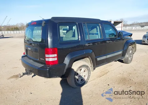 2008 Jeep Liberty Sport z USA, uszkodzony, nr VIN 1J8GN28K08W193835